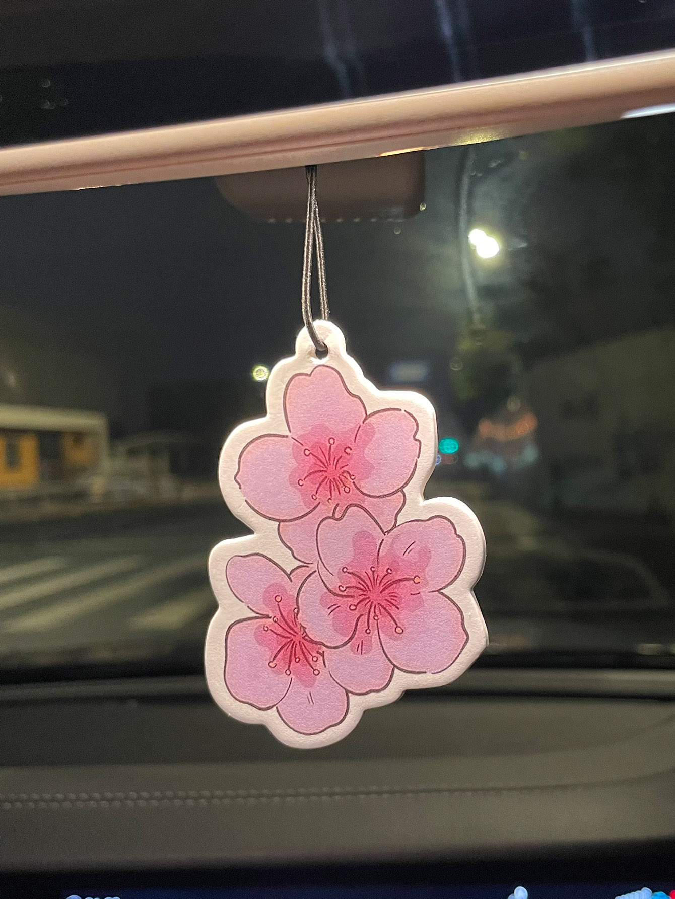 Sakura/Freesia, een frisse geu - Home Fragrance Logo recensie en prijs